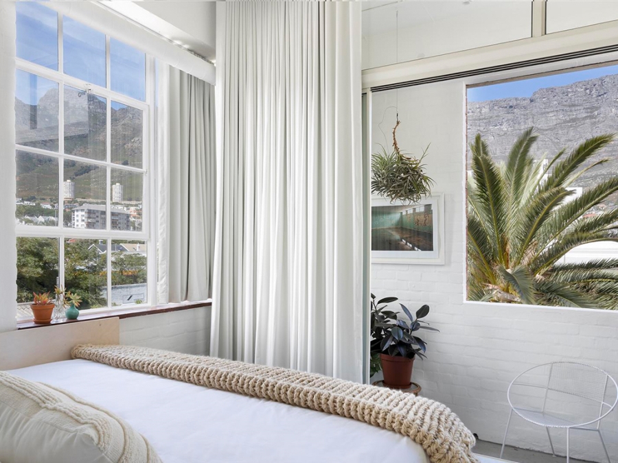 1 Bedroom Property for Sale in Gardens Western Cape